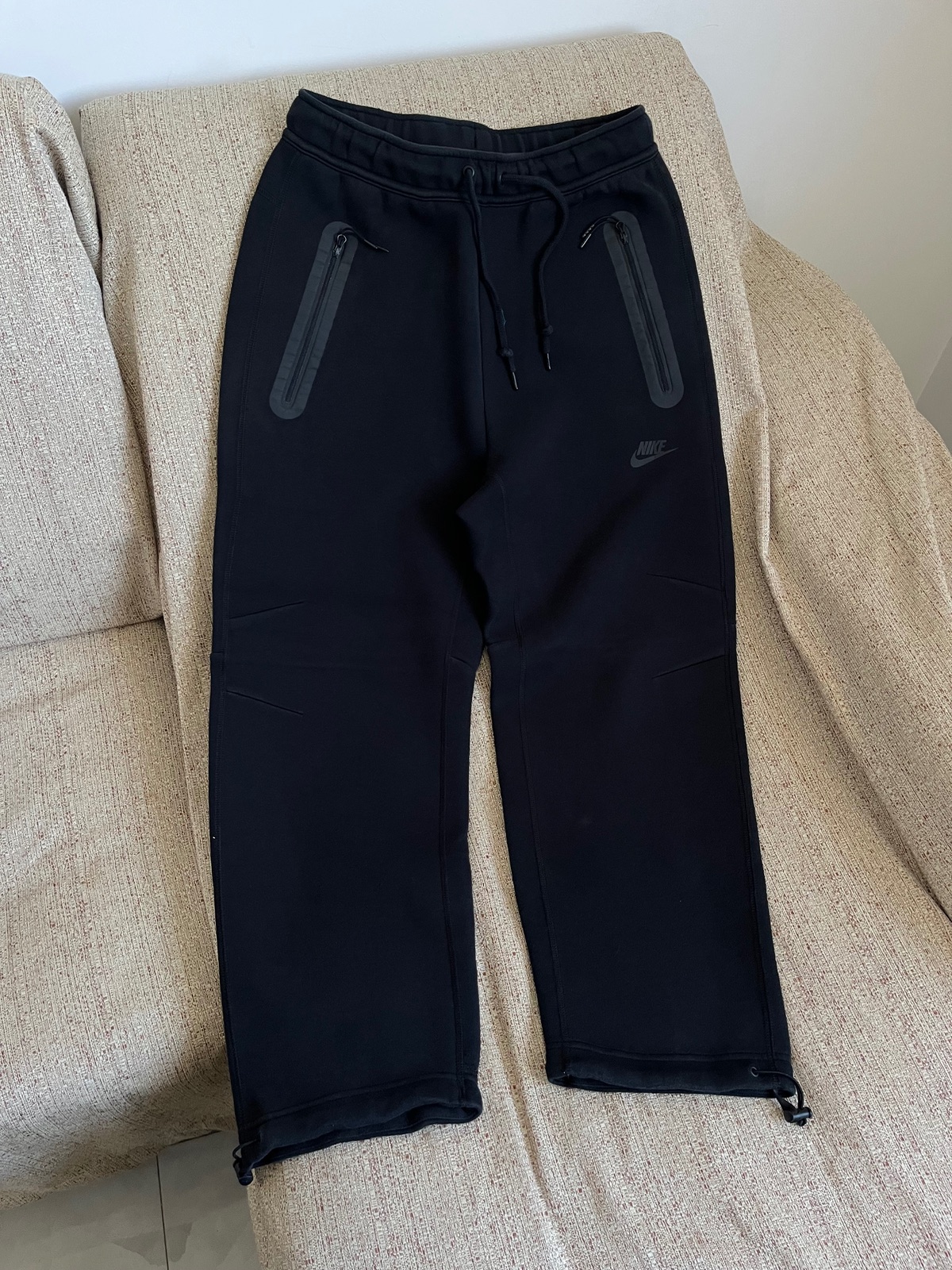 NIKE TECH FLEECE / BLACK, detalle 1