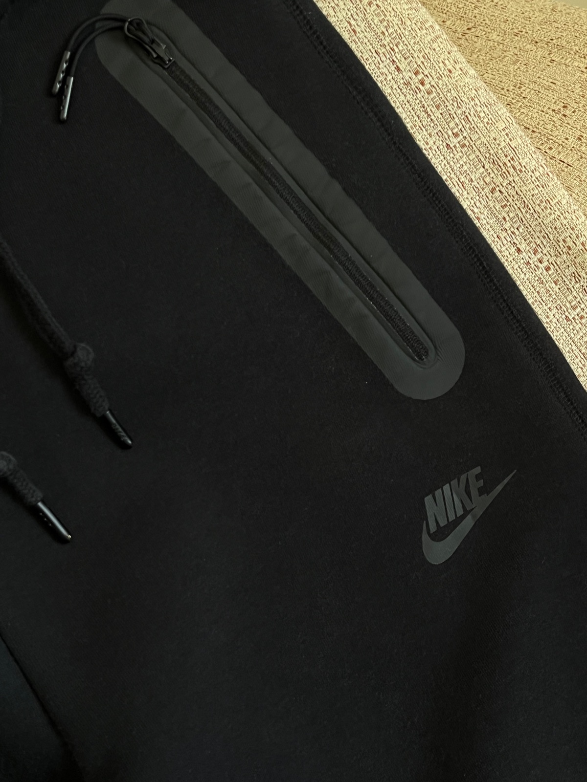 NIKE TECH FLEECE / BLACK, detalle 3