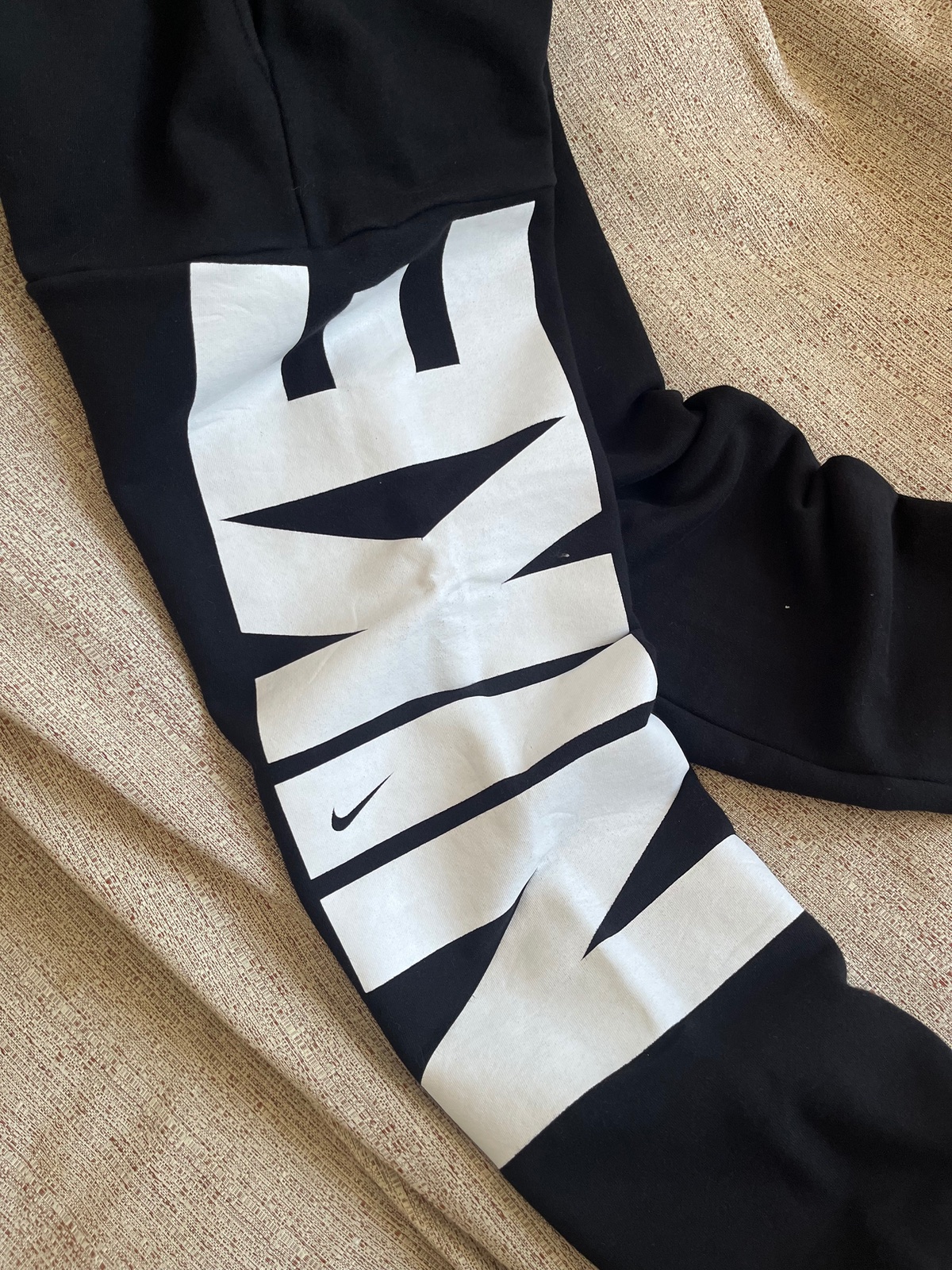 NIKE BIG LOGO, detalle 3